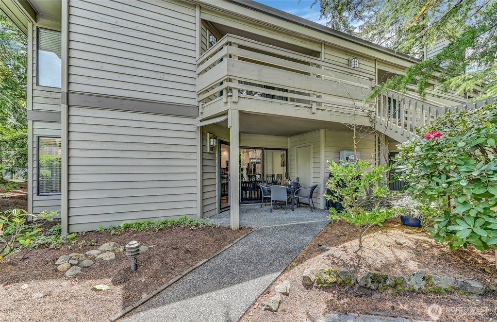 Photo of 1336 Bellevue Way NE #3, Bellevue, WA 98004 (MLS # 2533246)