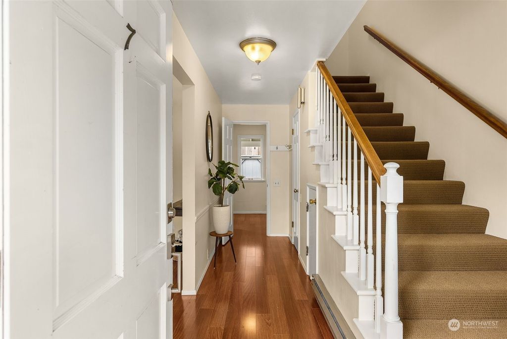 Photo of 1420 Bellevue Way SE #7, Bellevue, WA 98004 (MLS # 2198529)