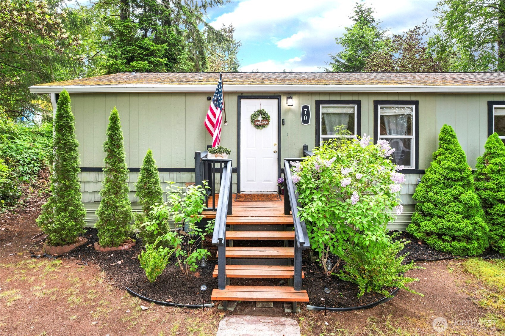 70 NE Pegleg Court