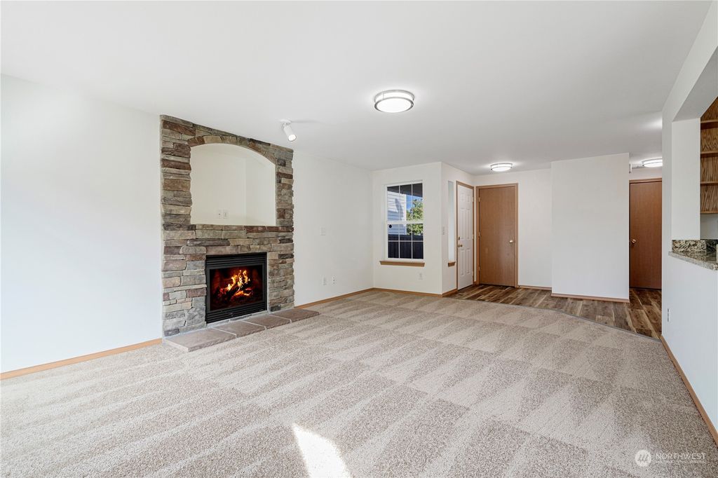 Photo of 11423 SE 195th Place, Kent, WA 98031 (MLS # 2293684)