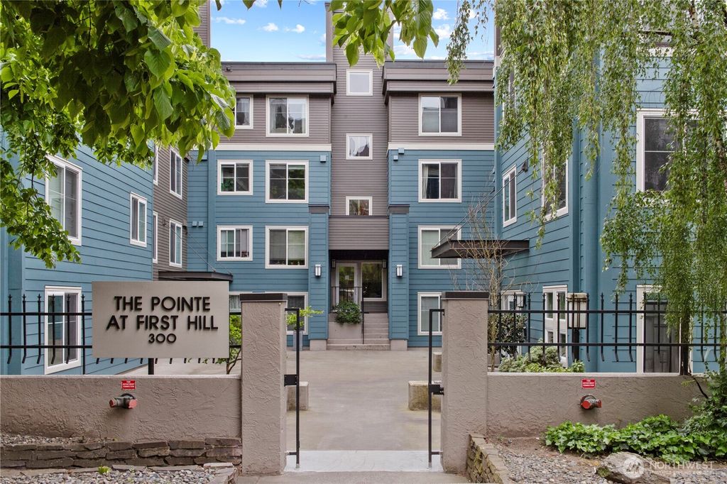 Photo of 300 10th Avenue #A302, Seattle, WA 98122 (MLS # 2436007)