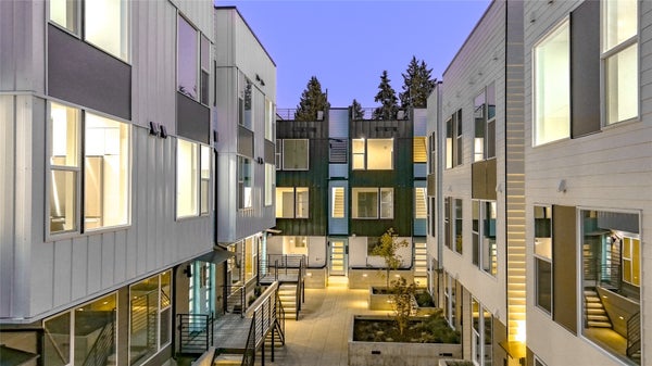 12508 35TH AVE NE # C, SEATTLE, WA 98125 - Image 9b0b9dfcd621c95ca28fcda39a126748/3071807718