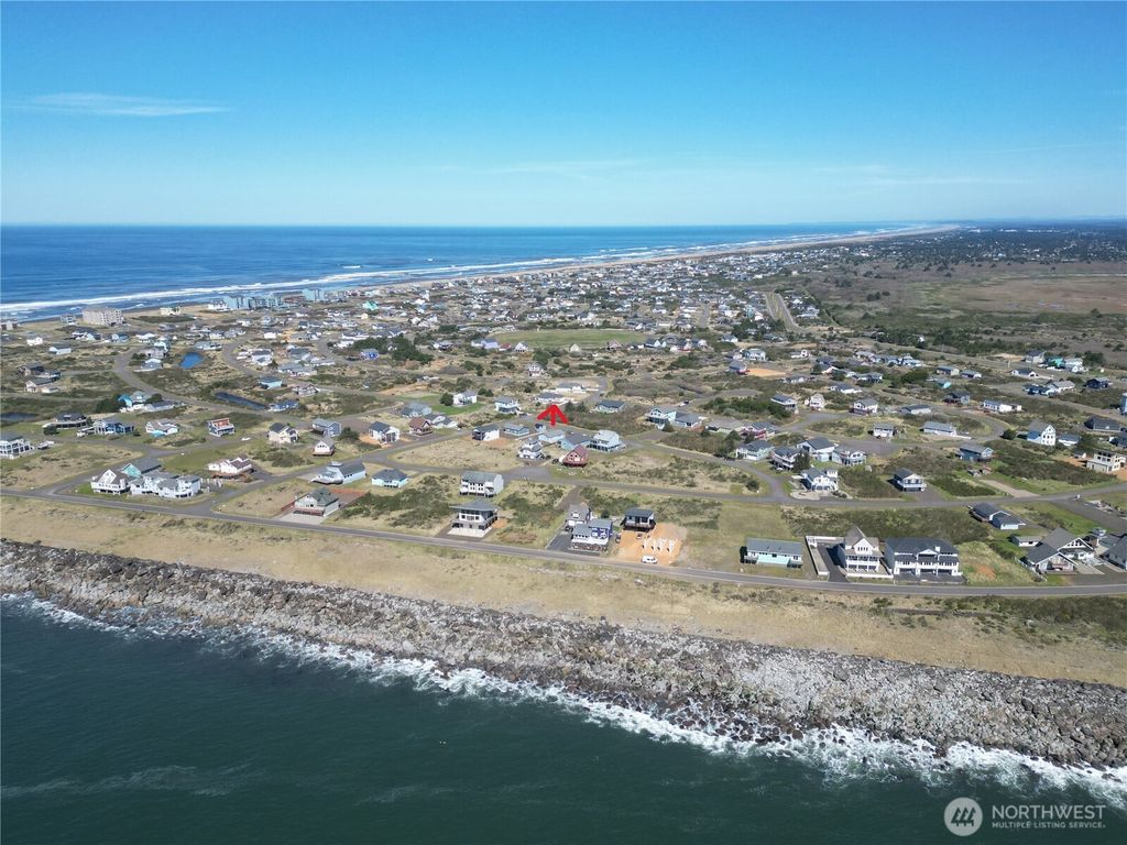 Photo of 1439 Diamond Head Avenue SW, Ocean Shores, WA 98569 (MLS # 2507508)