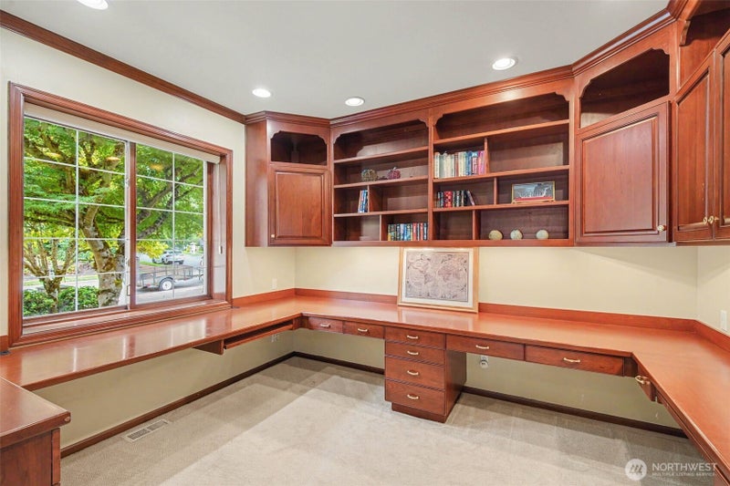 16657 SE 49th Street