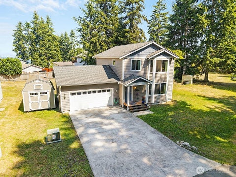 Photo of 36 Eagleview Lane Lane, Port Ludlow, WA 98365 (MLS # 2565630)