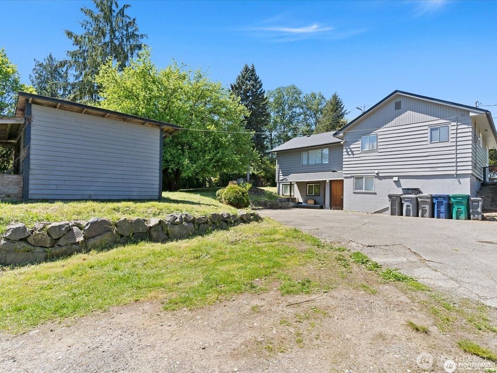 Photo of 16425 Broadway Avenue, Snohomish, WA 98296 (MLS # 2511069)