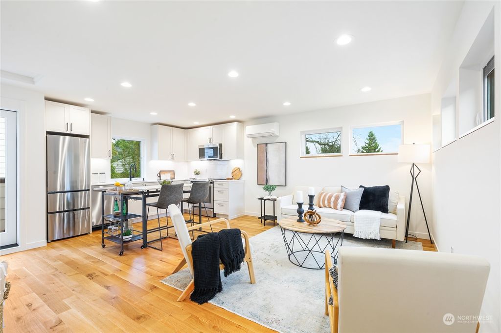 Photo of 7324 16th Avenue NW #4, Seattle, WA 98117 (MLS # 2206674)