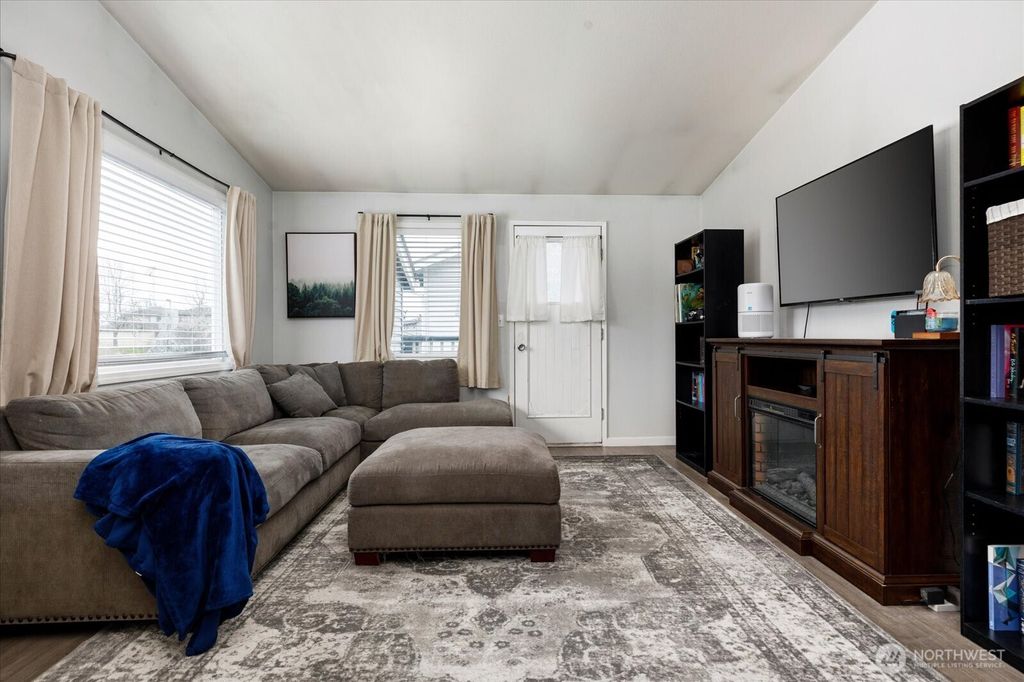 Photo of 730 SE 8th Avenue #G201, Oak Harbor, WA 98277 (MLS # 2492821)