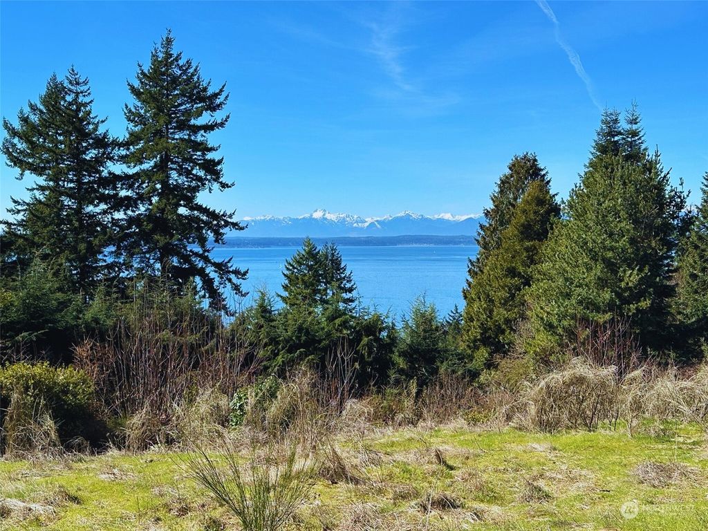 Photo of 13541 8th Avenue NW, Seattle, WA 98177 (MLS # 2210893)