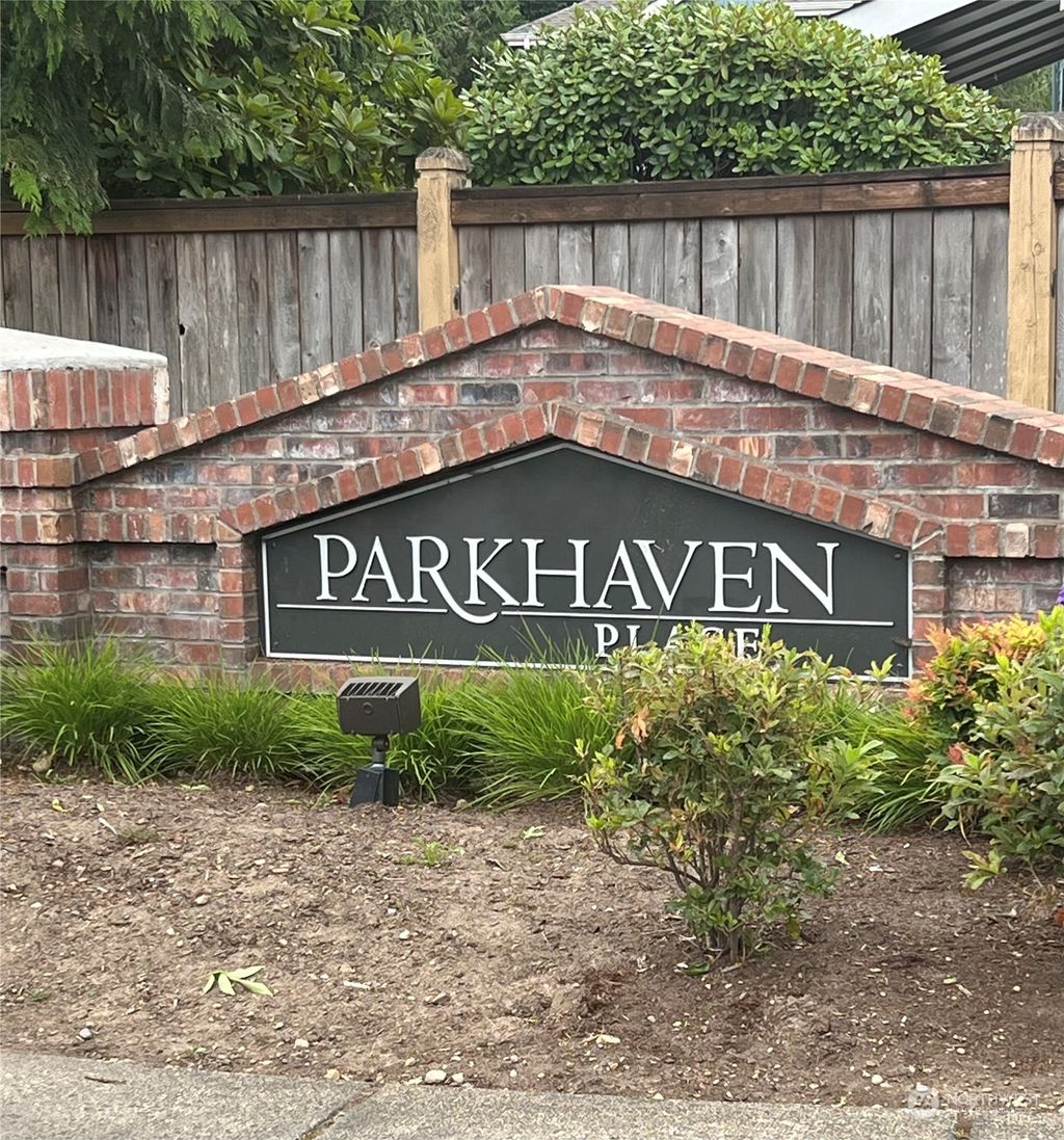 Photo of 22752 SE 242nd Place, Maple Valley, WA 98038 (MLS # 2134551)