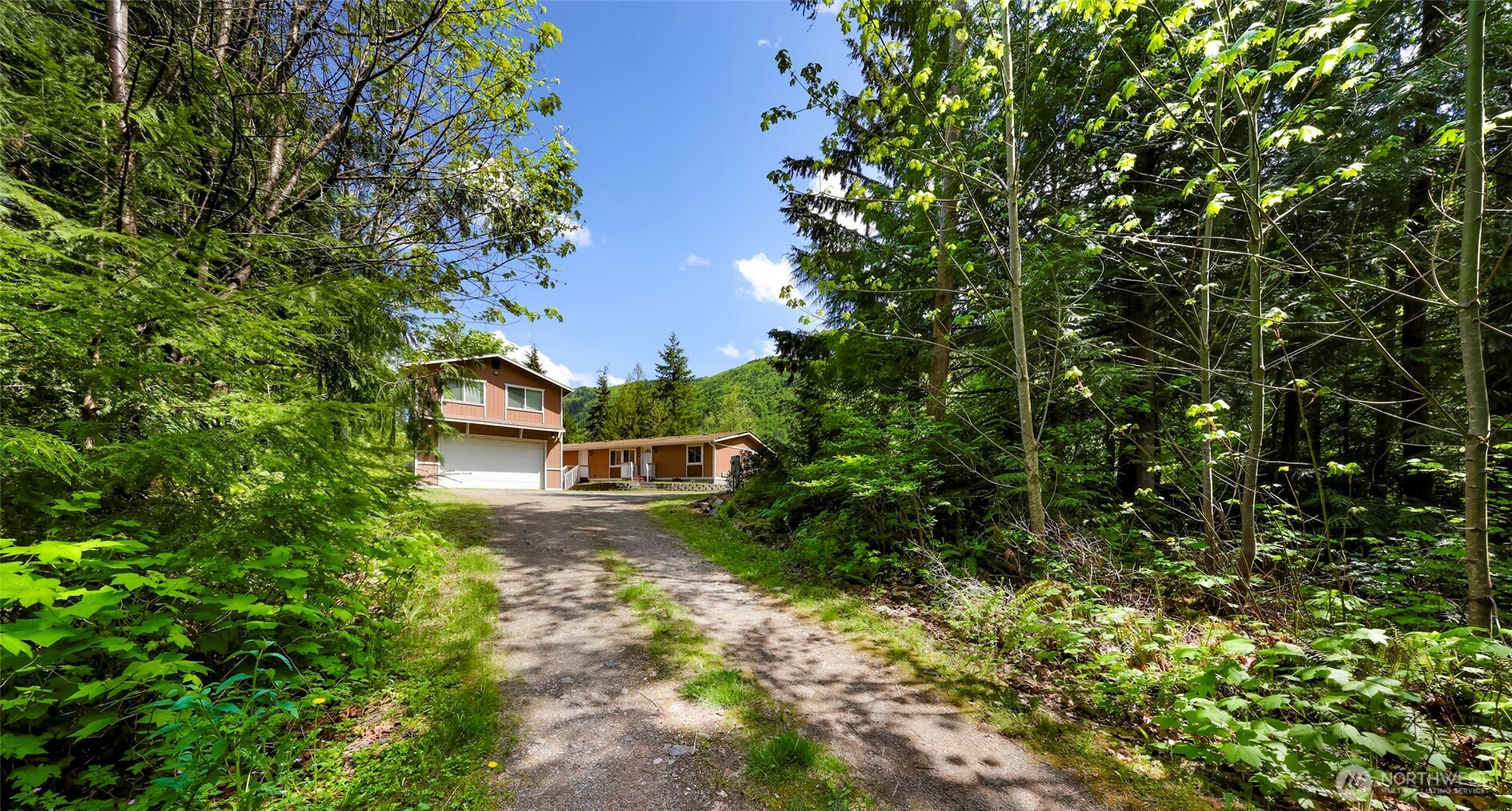 846 Deep Valley Drive
