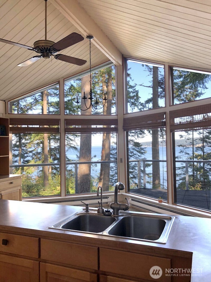 3155 Fox Spit Road