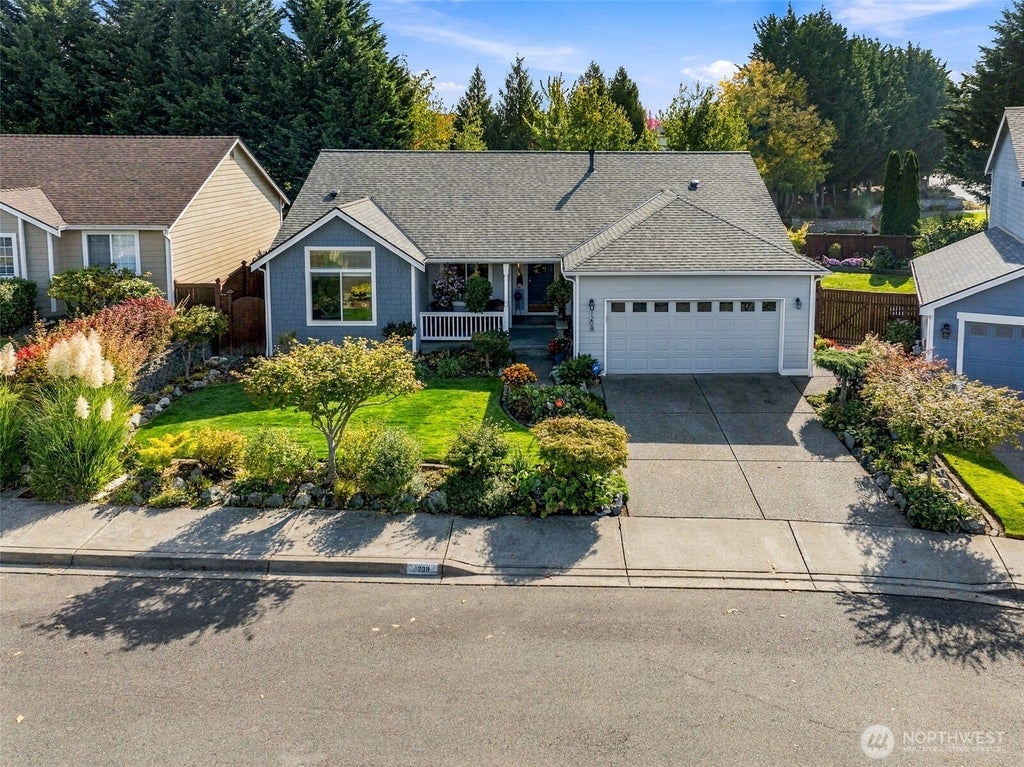 Photo of 1208 57th Court SE, Auburn, WA 98092 (MLS # 2593146)