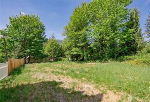 Photo of 7945 Santa Fe Trail, Maple Falls, WA 98266 (MLS # 2520124)