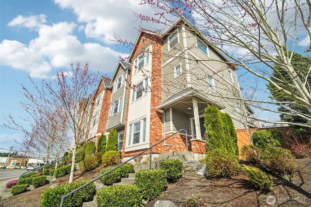 Photo of 11218 19th Drive SE, Everett, WA 98208 (MLS # 2498168)