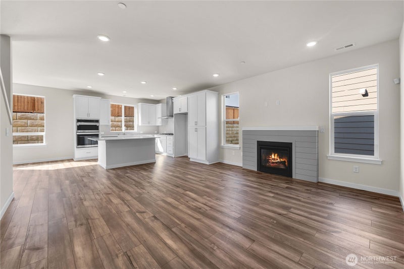 3975 Flat Top Drive
