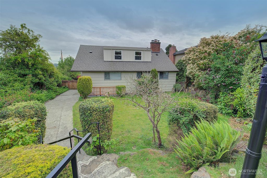 Photo of 4045 29th Avenue W, Seattle, WA 98199 (MLS # 2485187)