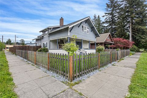 Photo of 832 N Pearl Street, Centralia, WA 98531 (MLS # 2375515)