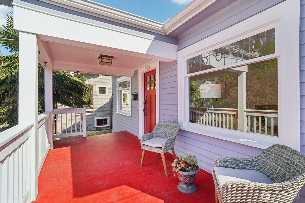 Photo of 4714 4th Avenue NE, Seattle, WA 98105 (MLS # 2442616)