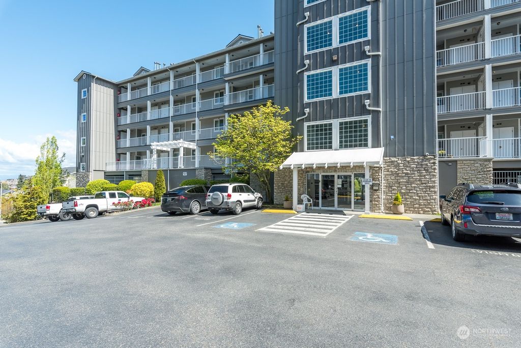 Photo of 1318 37th Street #3234, Everett, WA 98201 (MLS # 2229837)