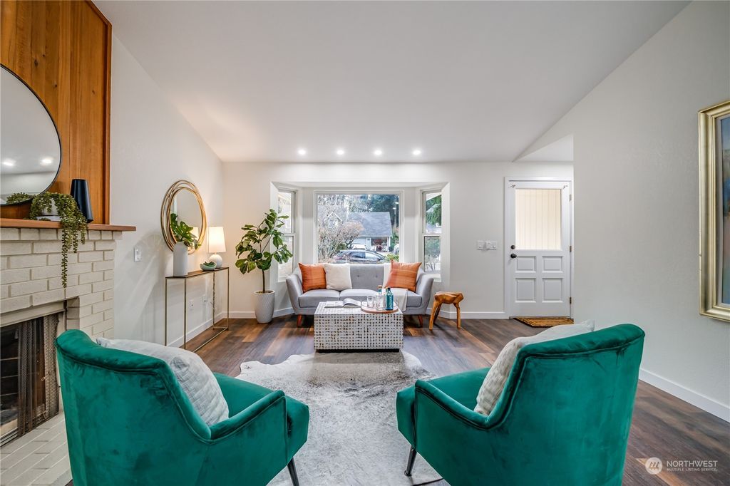 Photo of 7033 177th Street SW, Edmonds, WA 98026 (MLS # 2199628)