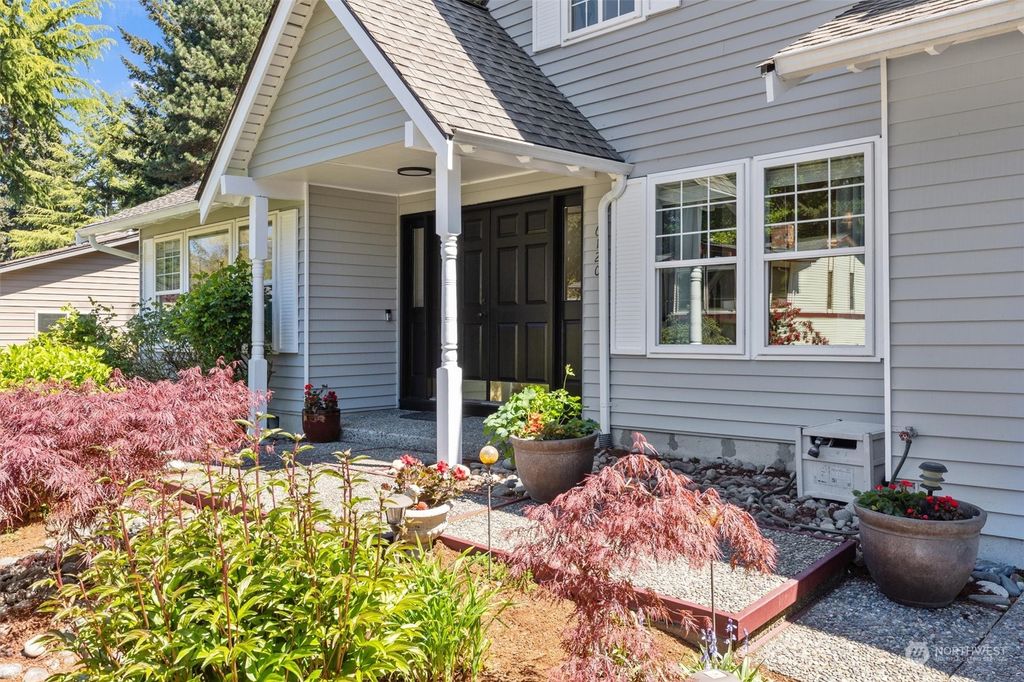 Photo of 6120 145th Avenue NE, Redmond, WA 98052 (MLS # 2233036)
