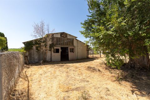 A home in Moses Lake