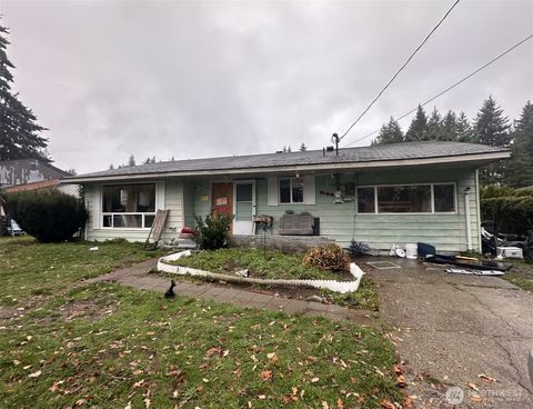 Photo of 2108 NE Bellpark Drive, Bremerton, WA 98310 (MLS # 2460099)