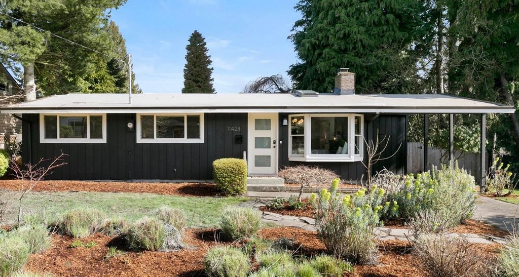 Photo of 11428 35th Avenue SW, Seattle, WA 98146 (MLS # 2339876)