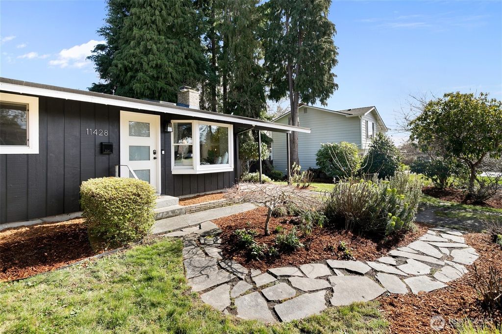 Photo of 11428 35th Avenue SW, Seattle, WA 98146 (MLS # 2339876)