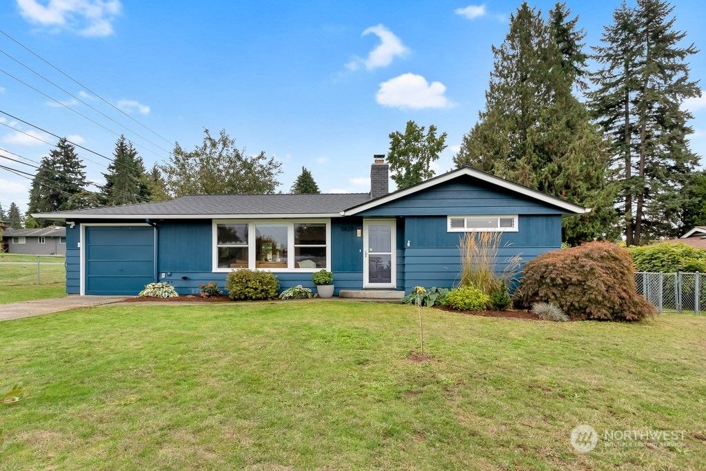 Photo of 5427 S Prentice Street, Seattle, WA 98178 (MLS # 2172683)
