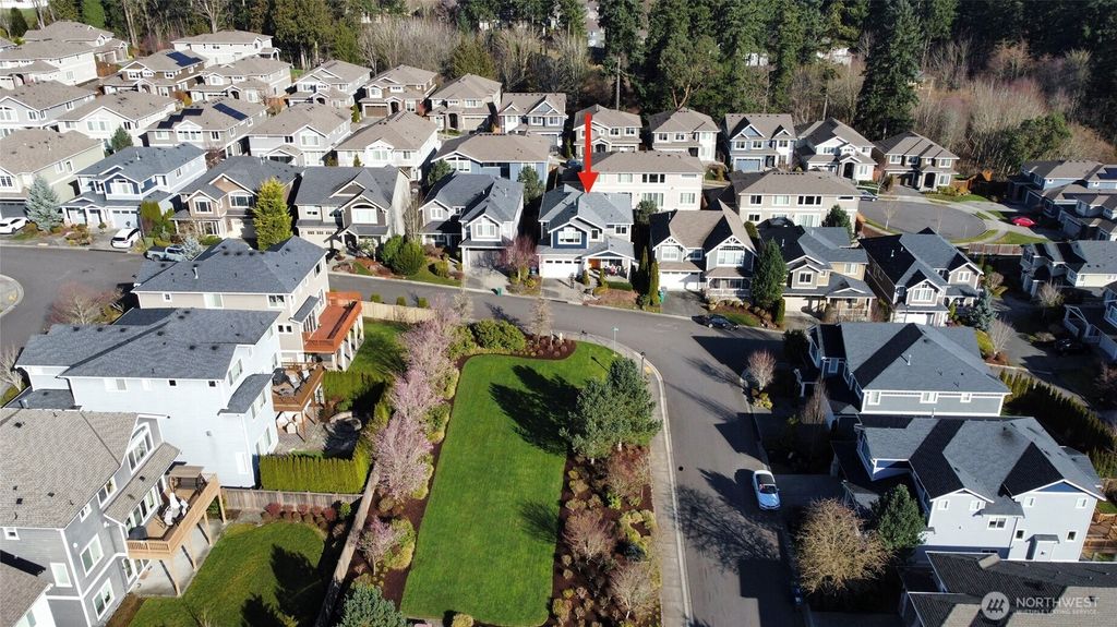 Photo of 13638 NE 133rd Street, Kirkland, WA 98034 (MLS # 2493525)