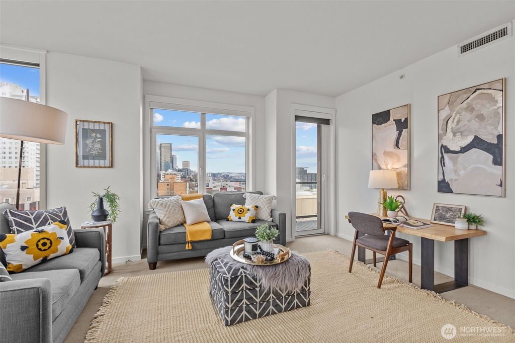 Photo of 2721 1st Avenue #1007, Seattle, WA 98121 (MLS # 2482922)