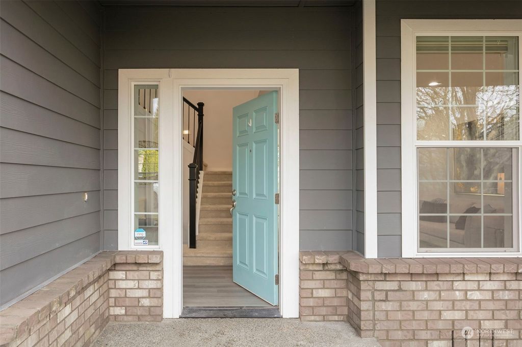 Photo of 13105 NE 133rd Court, Kirkland, WA 98034 (MLS # 2198214)