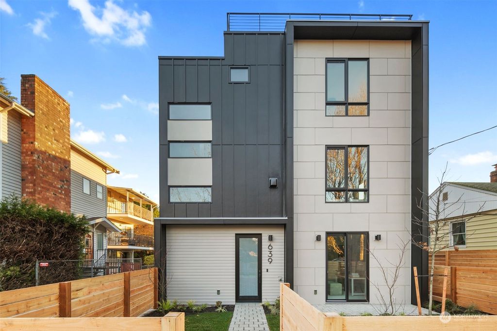 Photo of 639 NW 54th Street, Seattle, WA 98107 (MLS # 2184362)