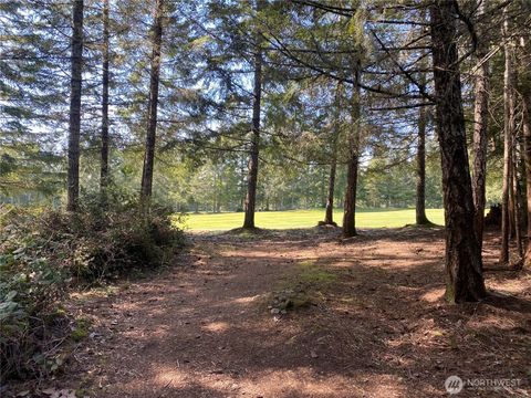 200 E Soderberg Road Allyn WA 98524