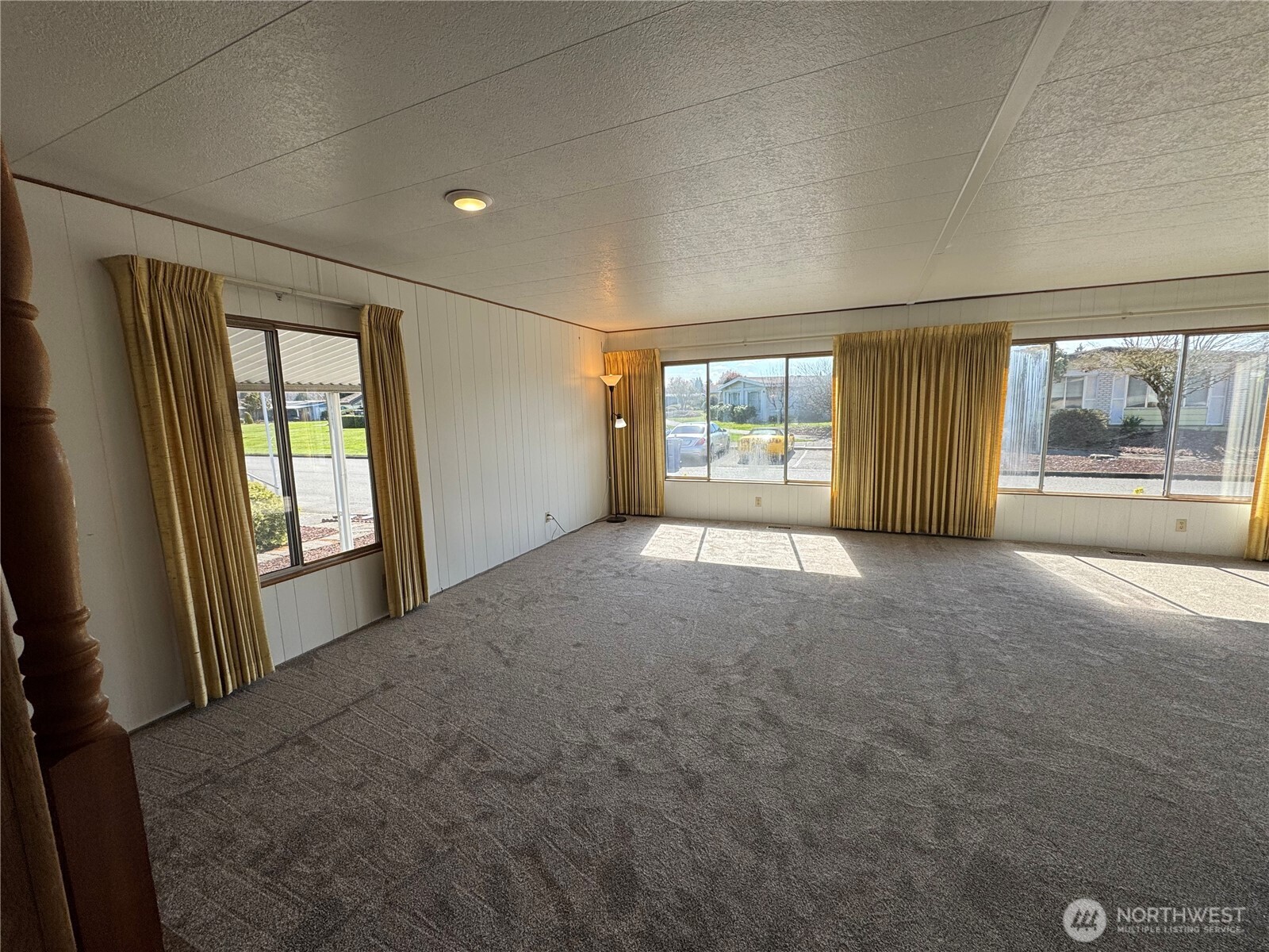 1402 22nd Street NE 5