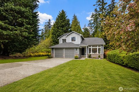 Photo of 14906 55th Drive SE, Everett, WA 98208 (MLS # 2517880)