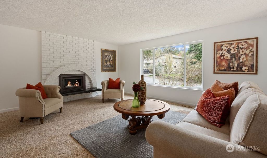 Photo of 14514 NE 180th Street, Woodinville, WA 98072 (MLS # 2208579)