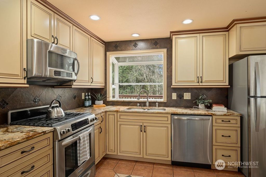 Photo of 14514 NE 180th Street, Woodinville, WA 98072 (MLS # 2208579)
