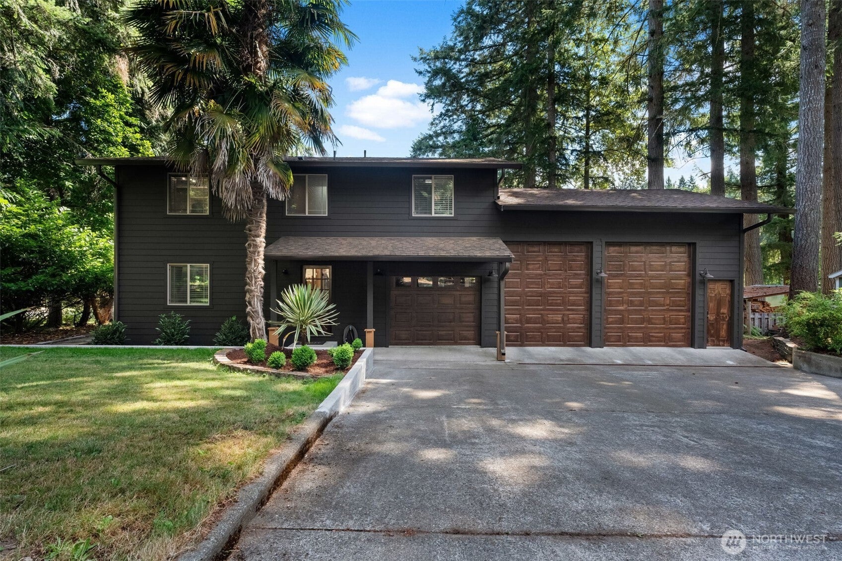 7844 Tanwax Drive SE