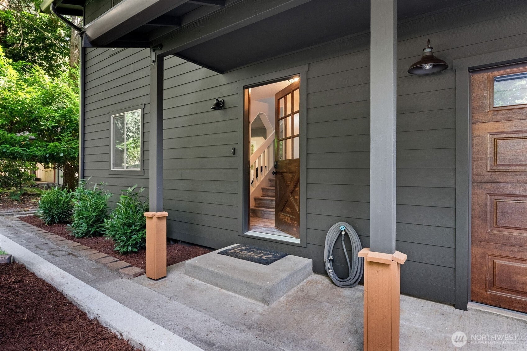 7844 Tanwax Drive SE