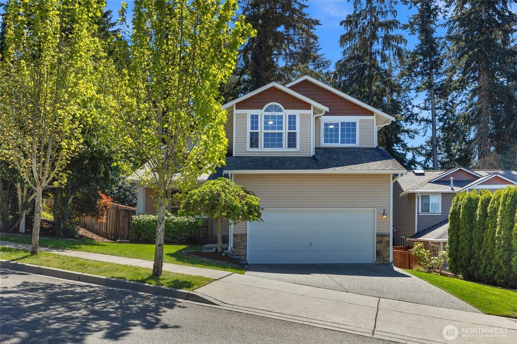 Photo of 2132 151st Place SW, Lynnwood, WA 98087 (MLS # 2371642)