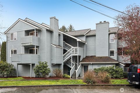 Photo of 9242 Woodlawn Avenue N #B, Seattle, WA 98103 (MLS # 2495339)