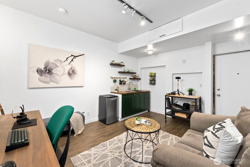 22 John Street C