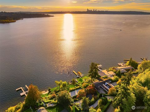 903 Shoreland Drive SE Bellevue WA 98004