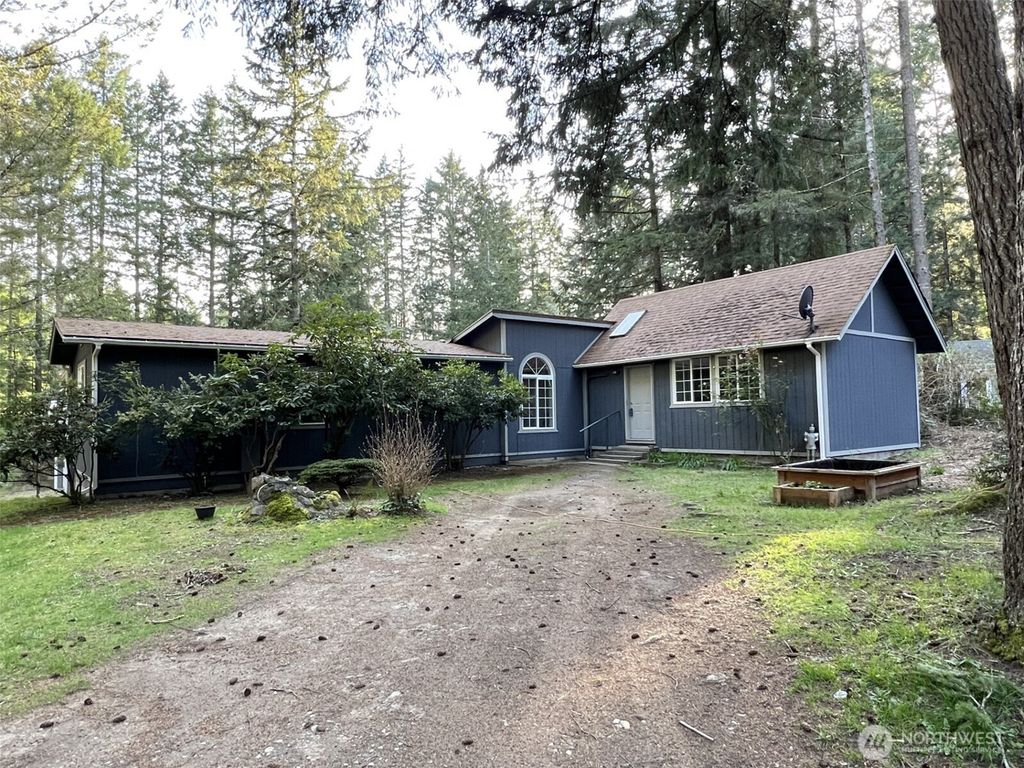 Photo of 19108 2nd Street NW, Lakebay, WA 98349 (MLS # 2502498)
