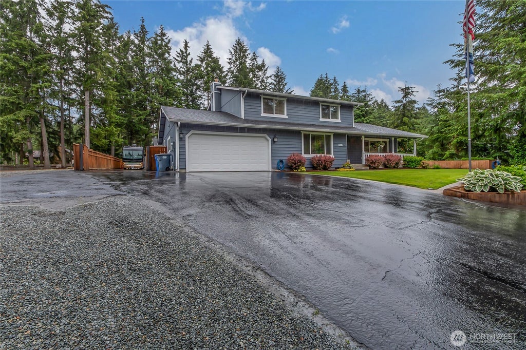 Photo of 6321 255TH Street Ct E, Graham, WA 98338 (MLS # 2537149)