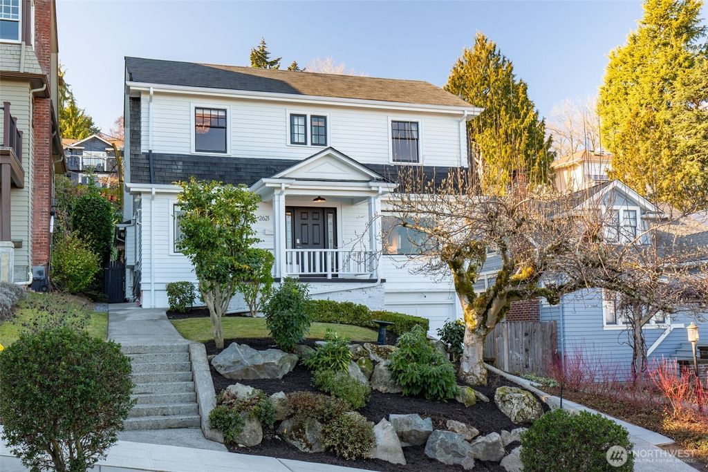Photo of 2621 11th Avenue E, Seattle, WA 98102 (MLS # 2331510)