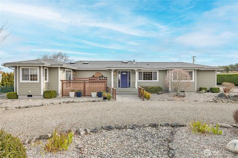 Photo of 1250 Thornton Drive, Sequim, WA 98382 (MLS # 2482386)